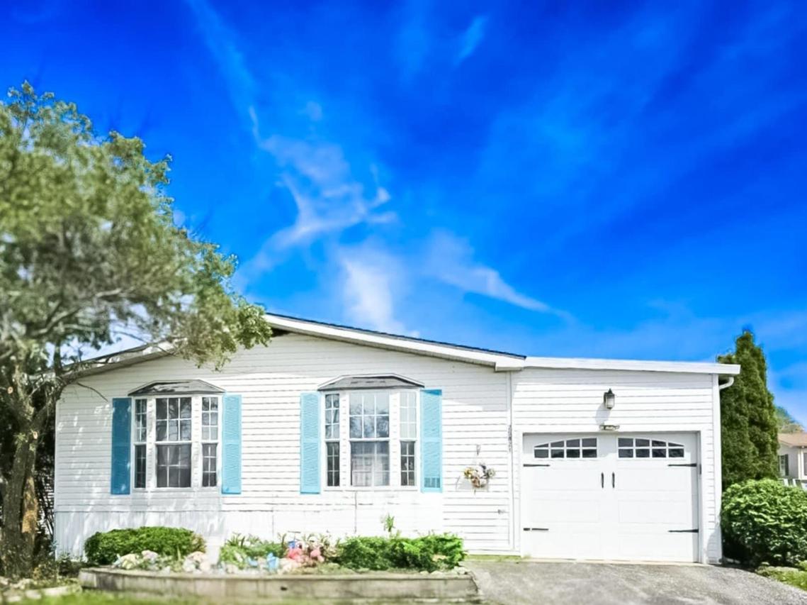 25821 Merion Dr., Monee, IL 60449