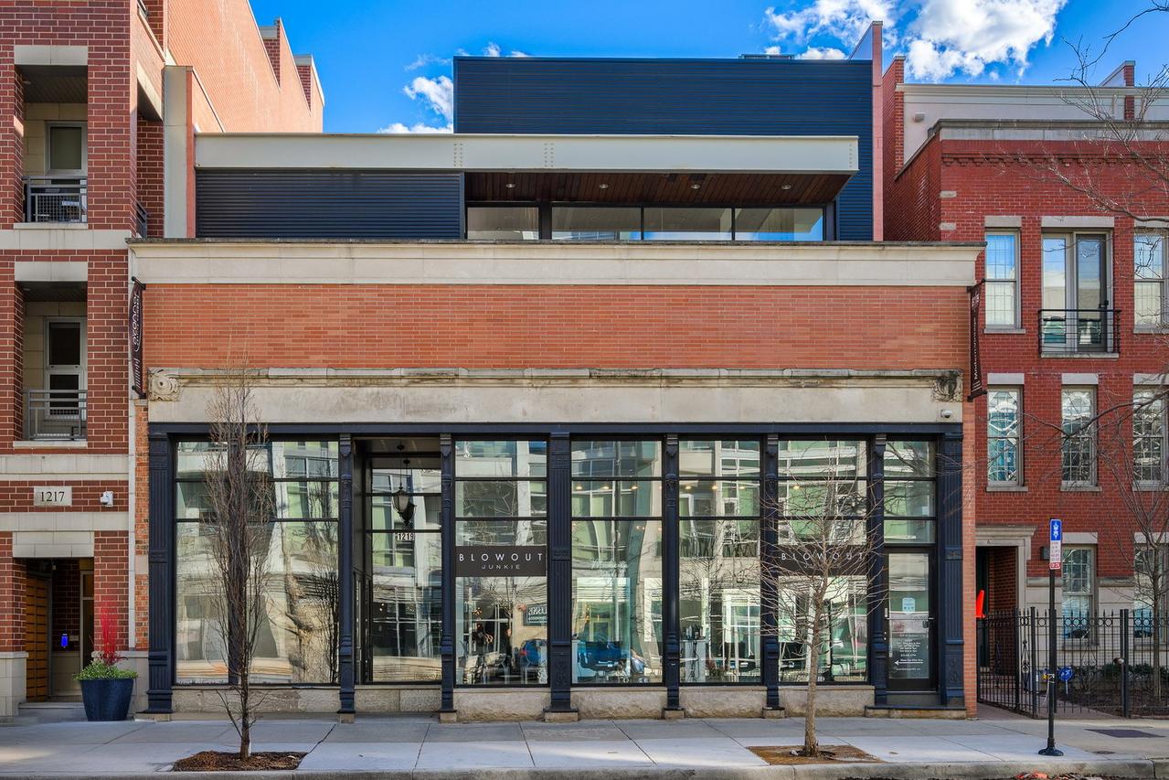 1219 W Madison St. #2, Chicago, IL 60607
