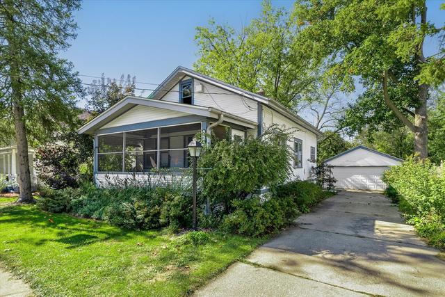 1013 S Fourth St., Aurora, IL 60505
