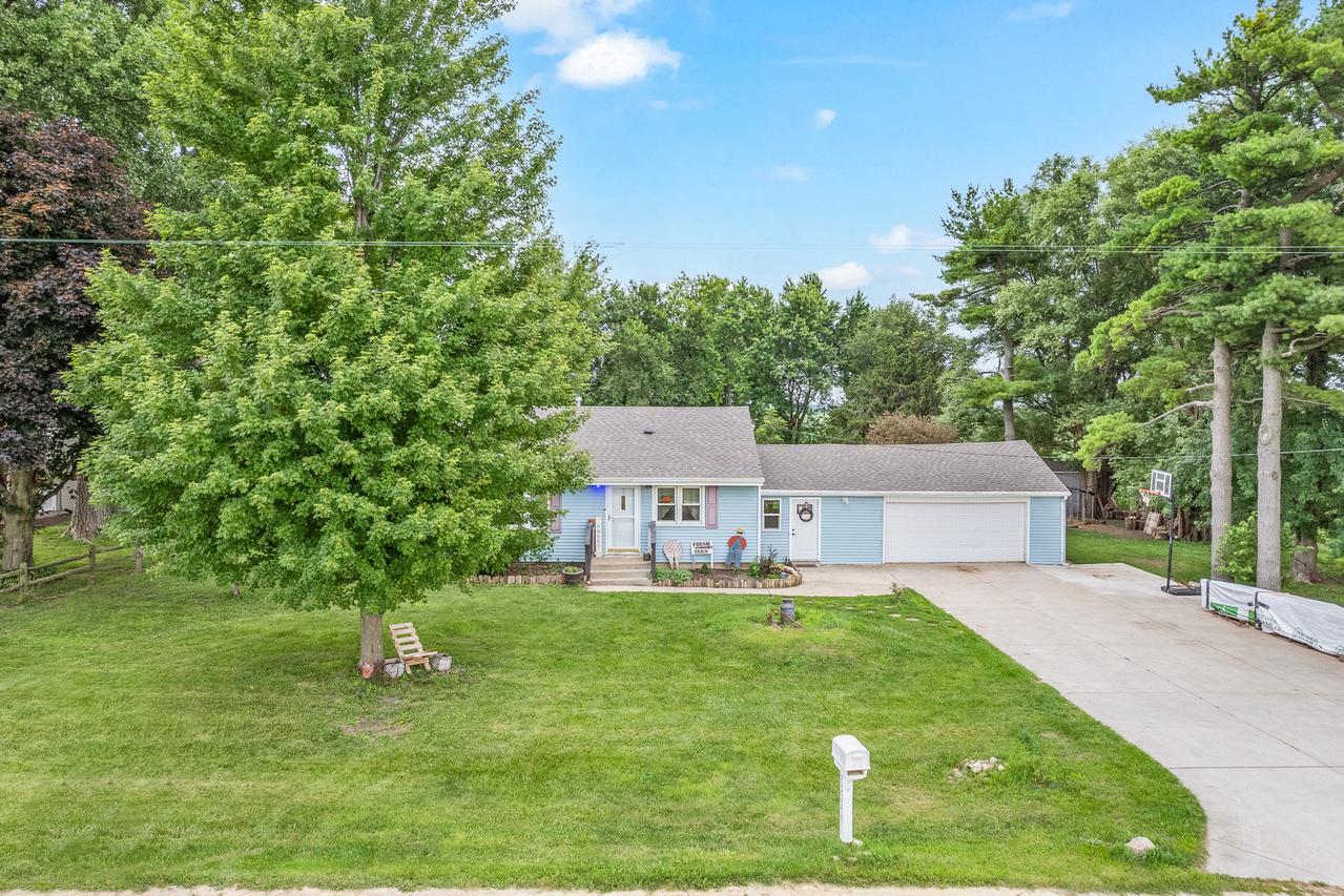 20143 E Welty Rd., Esmond, IL 60129