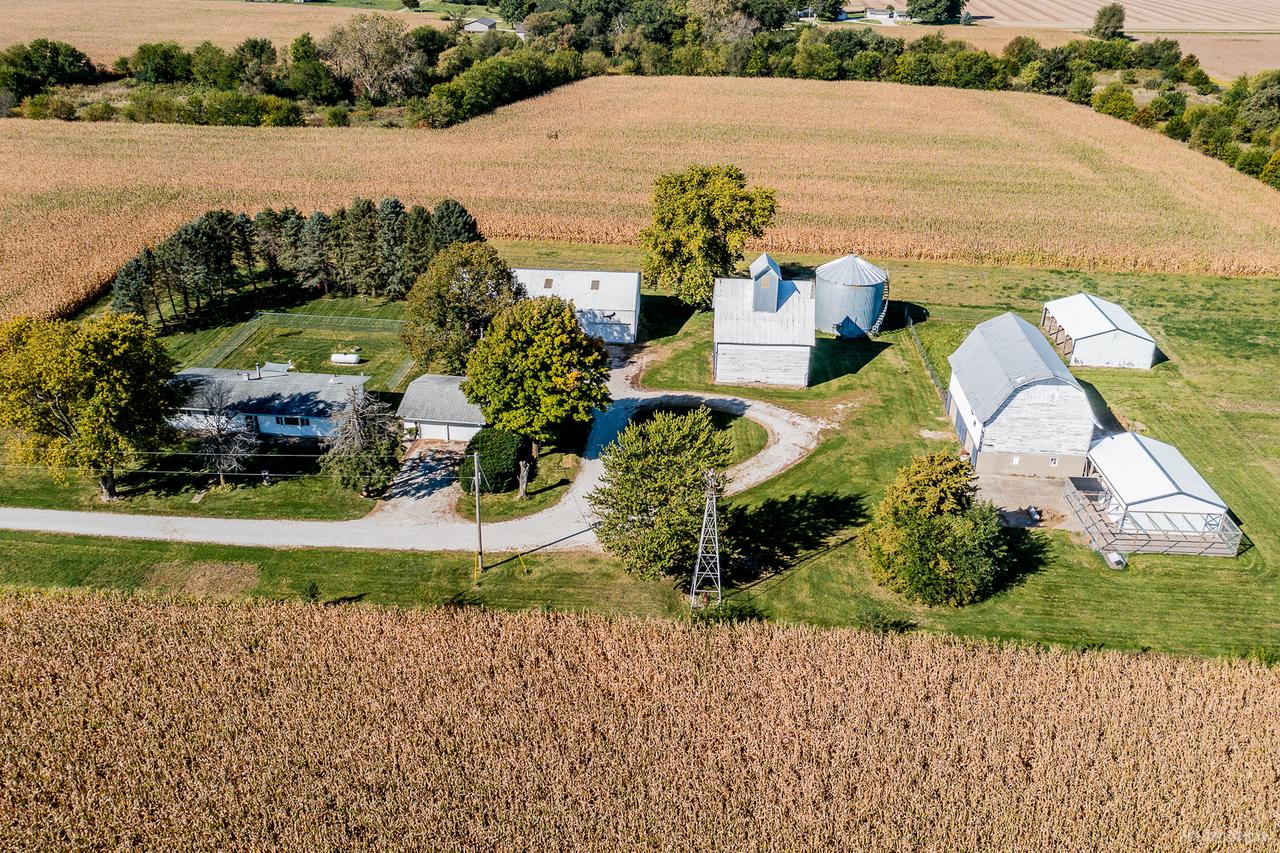2199 N 34th Rd., Ottawa, IL 61350