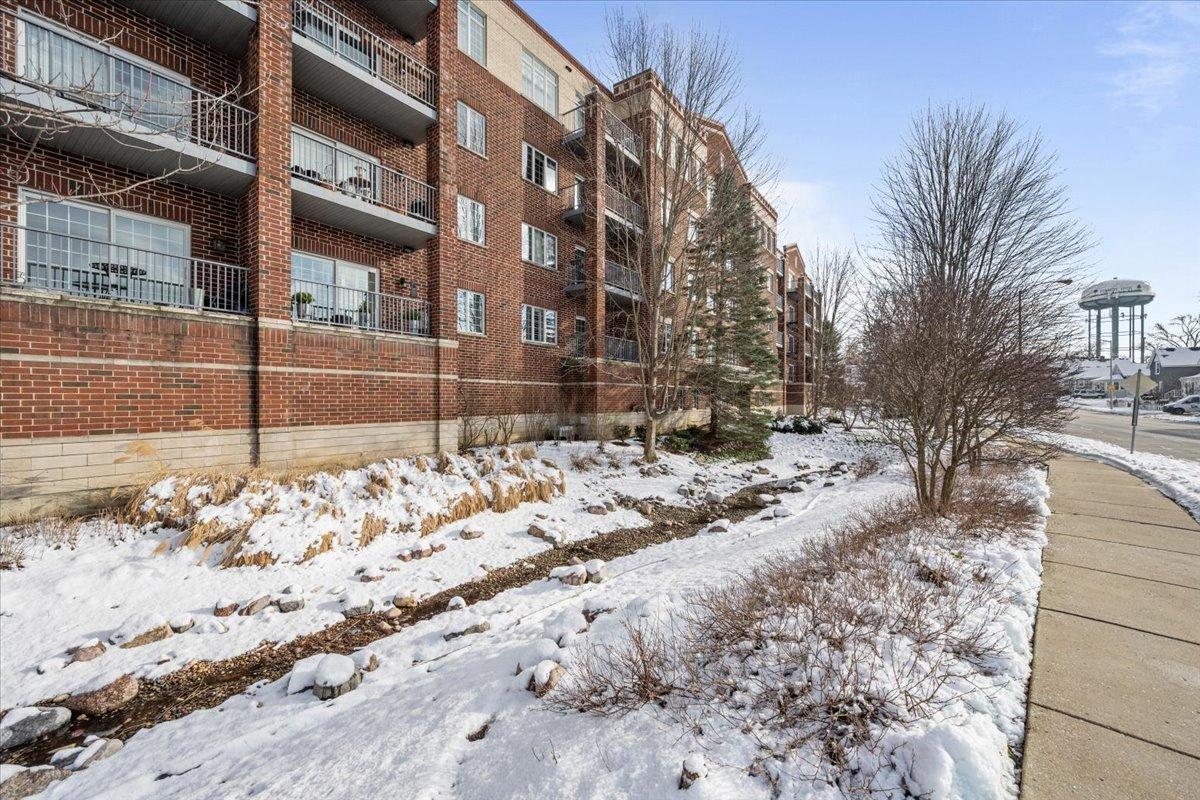 5329 Main St. #301, Downers Grove, IL 60515
