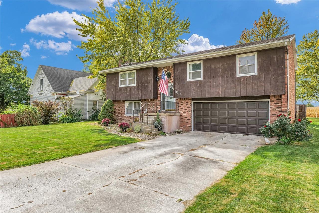 103 N Albers St., Royal, IL 61871