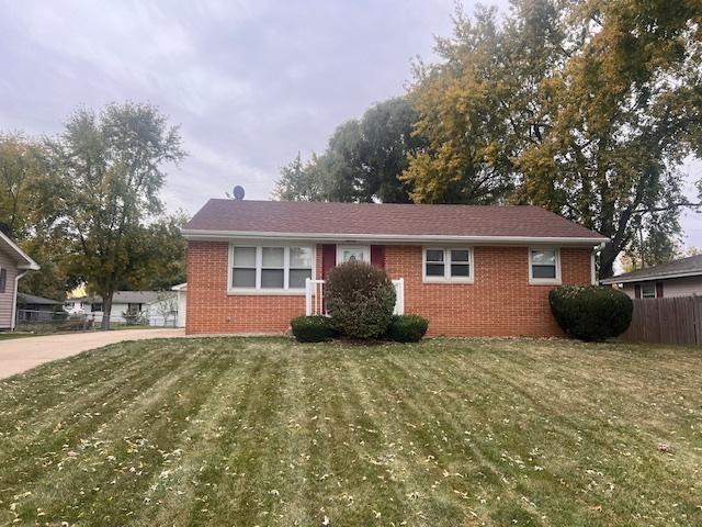 209 S View St., Oreana, IL 62554