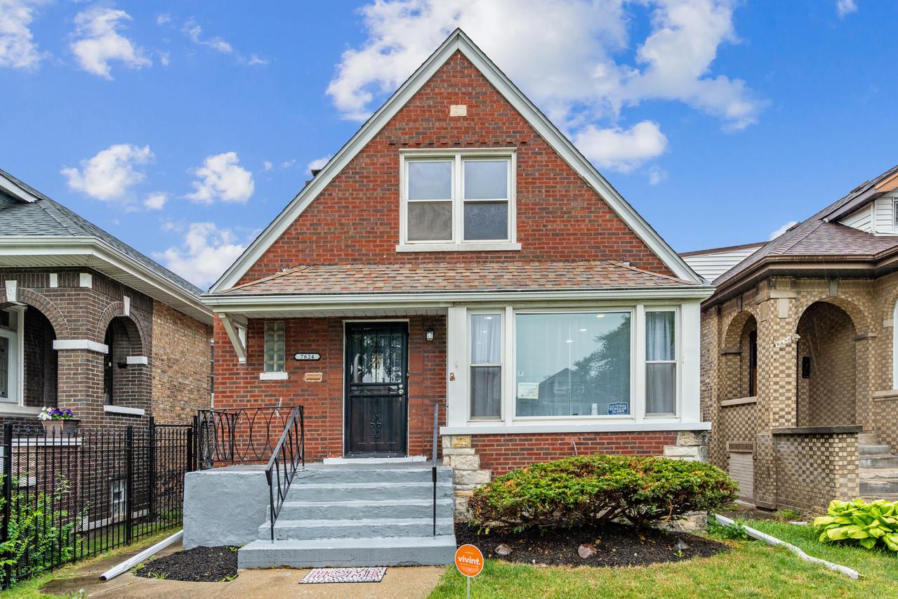 7624 S Honore St., Chicago, IL 60620