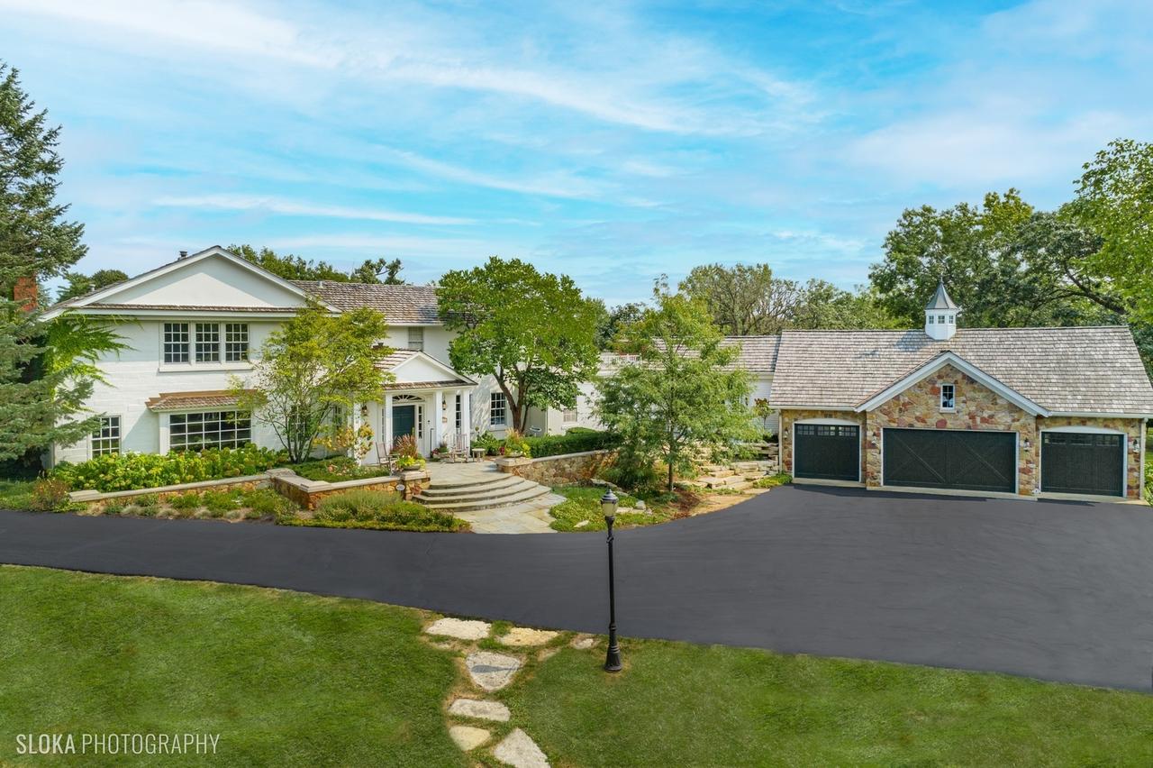 50 Oakdene Rd., Barrington Hills, IL 60010