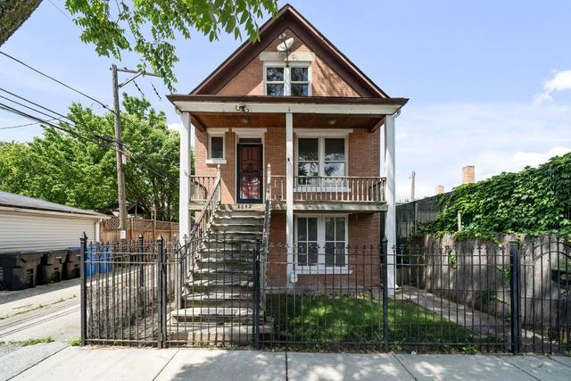 2642 W Barry Ave., Chicago, IL 60618