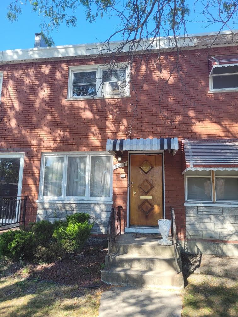 9214 S Halsted St. #B, Chicago, IL 60620