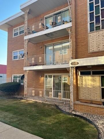 2348 W 111th St. #2, Chicago, IL 60643