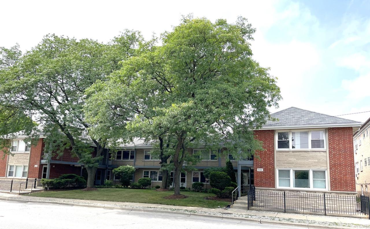 6244 N Harlem Ave. #4A, Chicago, IL 60631