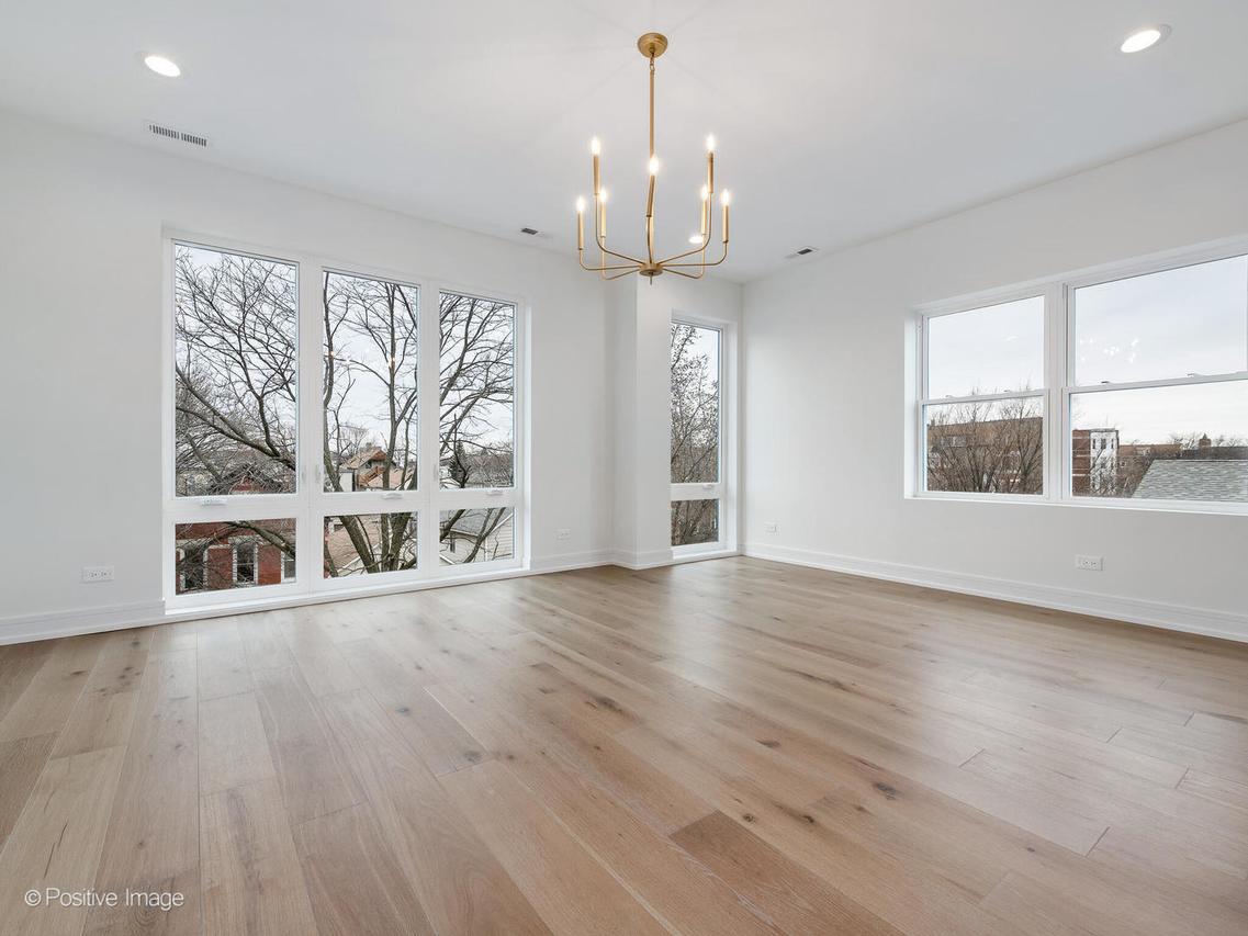 2019 S Throop St. #3, Chicago, IL 60608