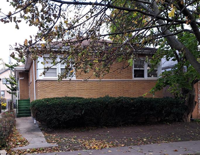 6319 N Whipple St., Chicago, IL 60659
