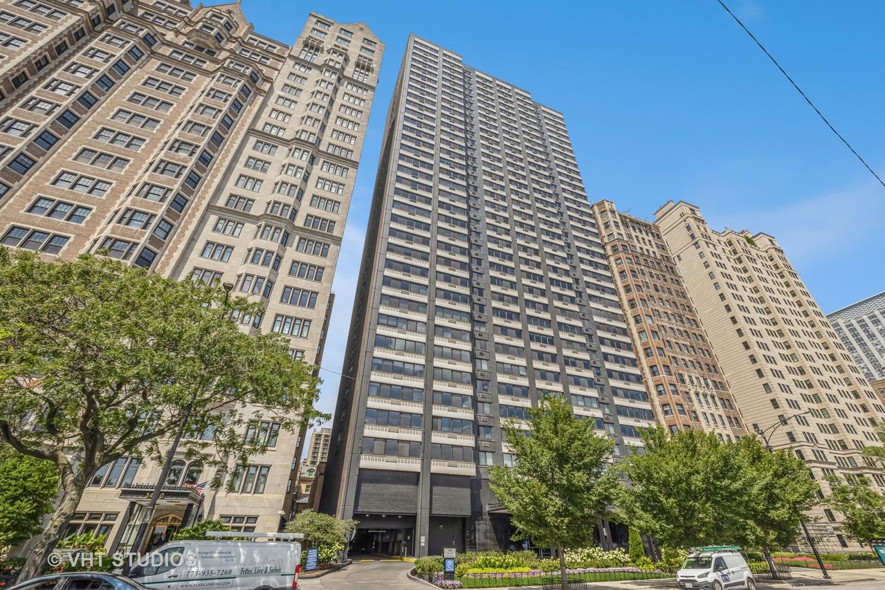 1440 N Lake Shore Dr. #21H, Chicago, IL 60610
