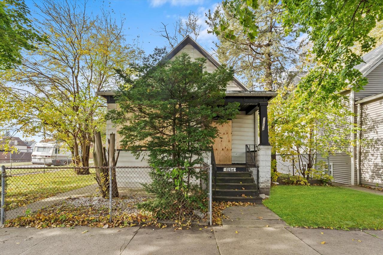 11254 S Stewart Ave., Chicago, IL 60628