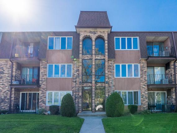 New Homes with Master Bedrooms on the 1st Floor in Chicago Ridge: October 26th to November 1st