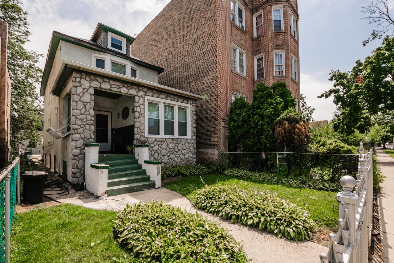 41 N Lotus Ave., Chicago, IL 60644