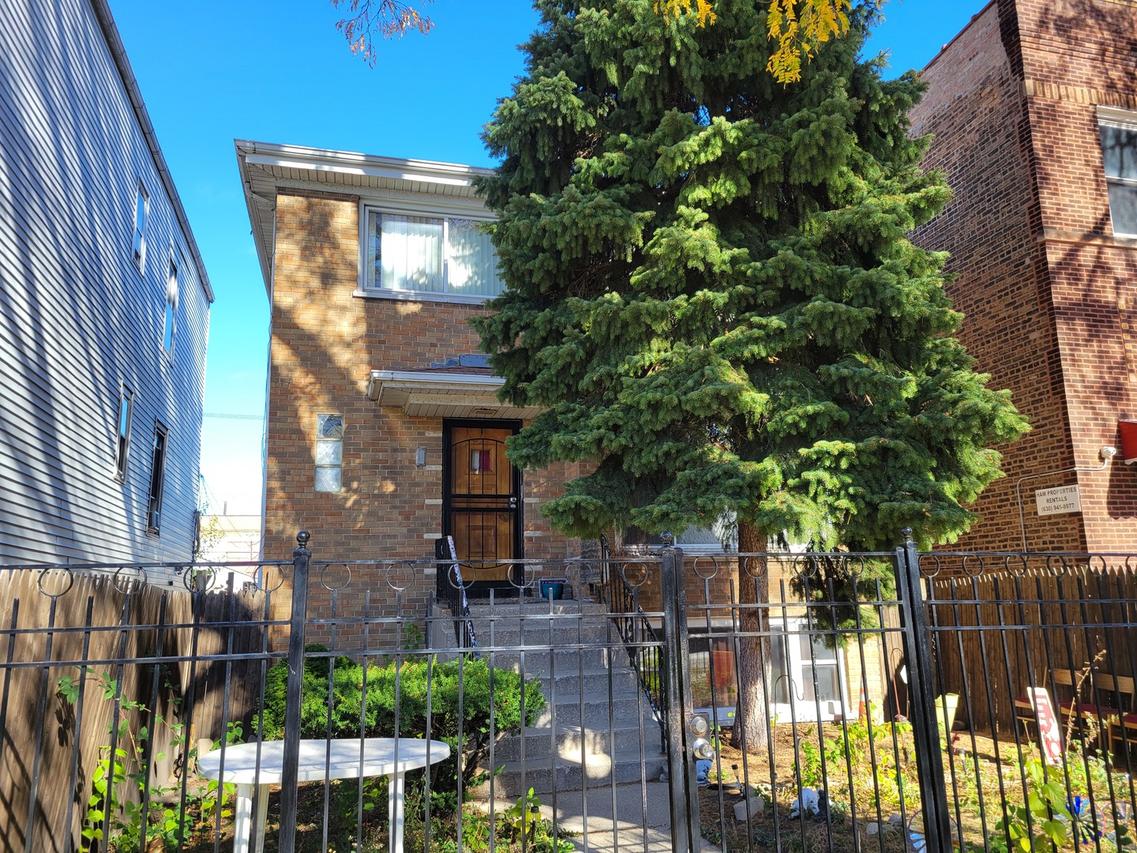 4326 W Haddon Ave., Chicago, IL 60651
