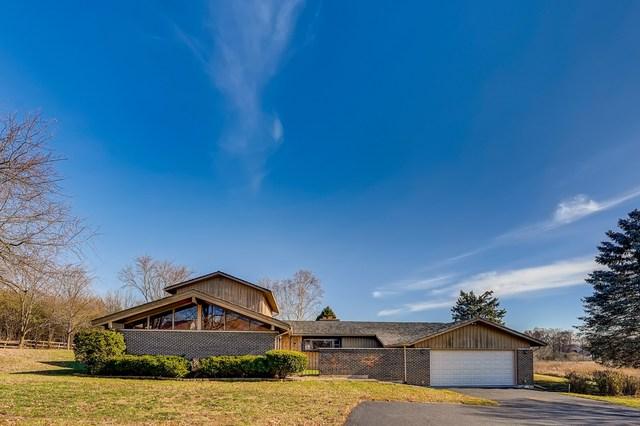 250 Crozier Dr., Grayslake, IL 60030