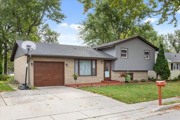 33 Lynwood Dr., Morris, IL 60450