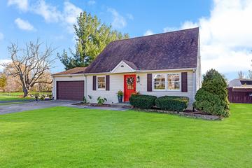 615 E Madison St., Mackinaw, IL 61755