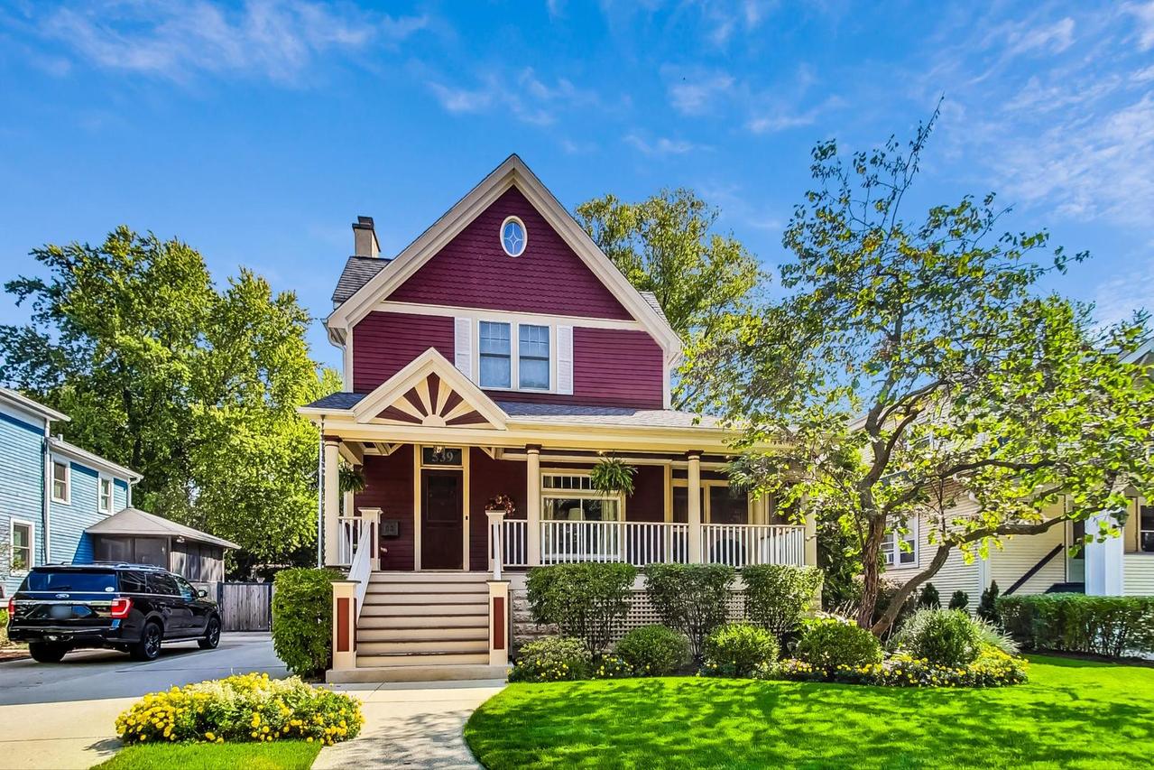 539 Forest Ave., River Forest, IL 60305