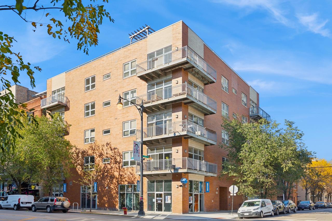 6 N May St. #4SE, Chicago, IL 60607