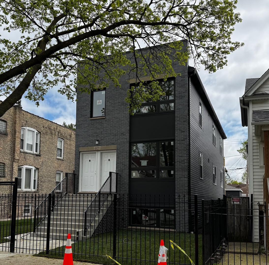 1127 N Parkside Ave., Chicago, IL 60651