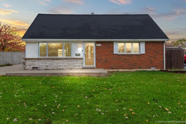 6940 W 91st St., Bridgeview, IL 60455