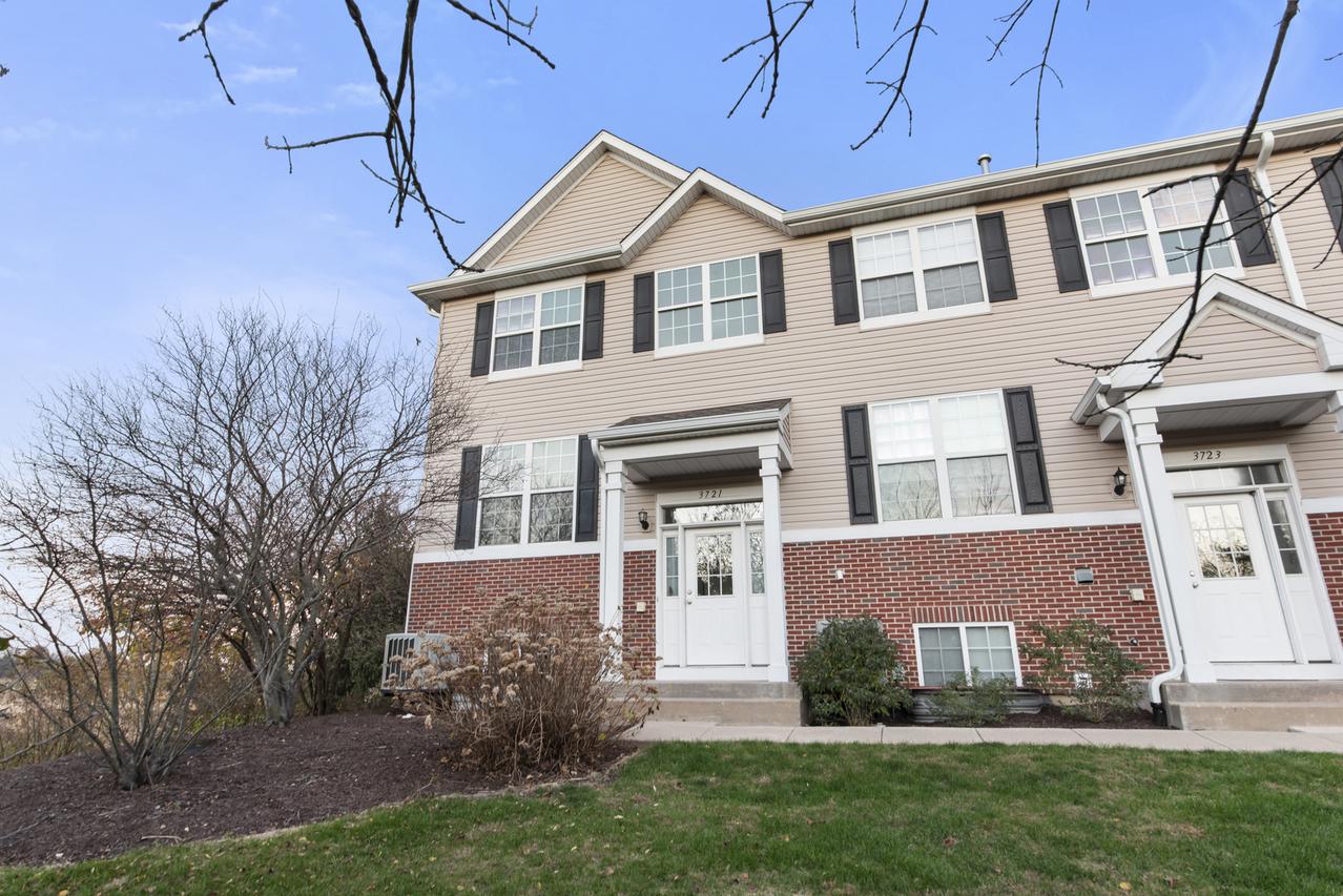 3721 Bailey Rd., Yorkville, IL 60560