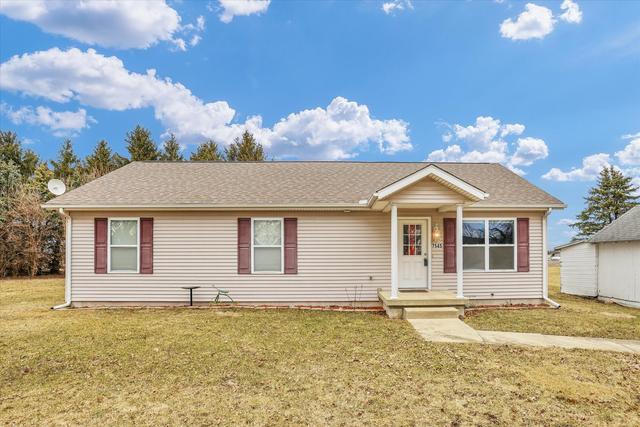 7545 Walnut St., East Lynn, IL 60932