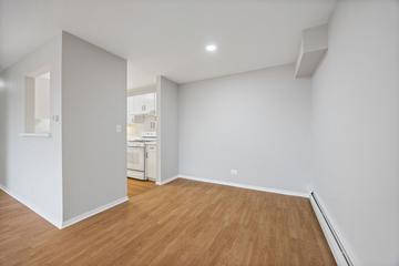 1117 S Old Wilke Rd. #408, Arlington Heights, IL 60005
