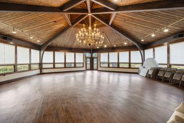 1117 S Old Wilke Rd. #408, Arlington Heights, IL 60005