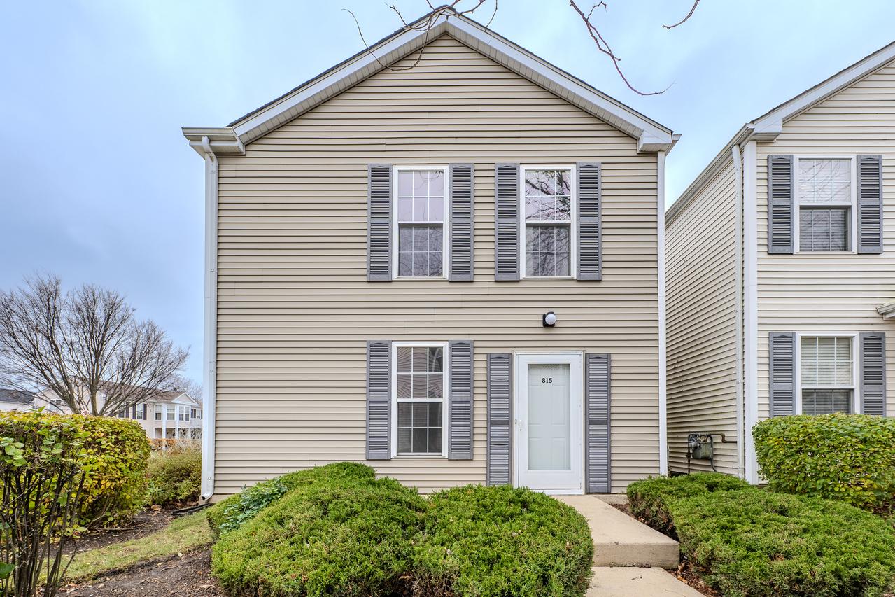 815 Symphony Dr., Aurora, IL 60504
