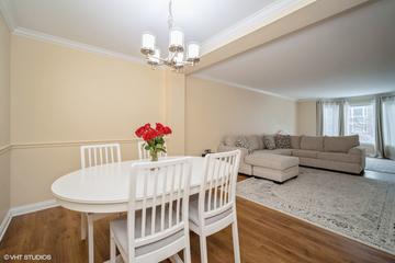 401 Ascot Dr. #1D, Park Ridge, IL 60068