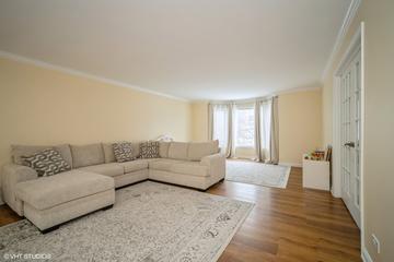 401 Ascot Dr. #1D, Park Ridge, IL 60068