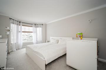 401 Ascot Dr. #1D, Park Ridge, IL 60068