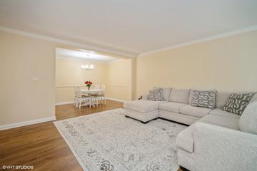 401 Ascot Dr. #1D, Park Ridge, IL 60068