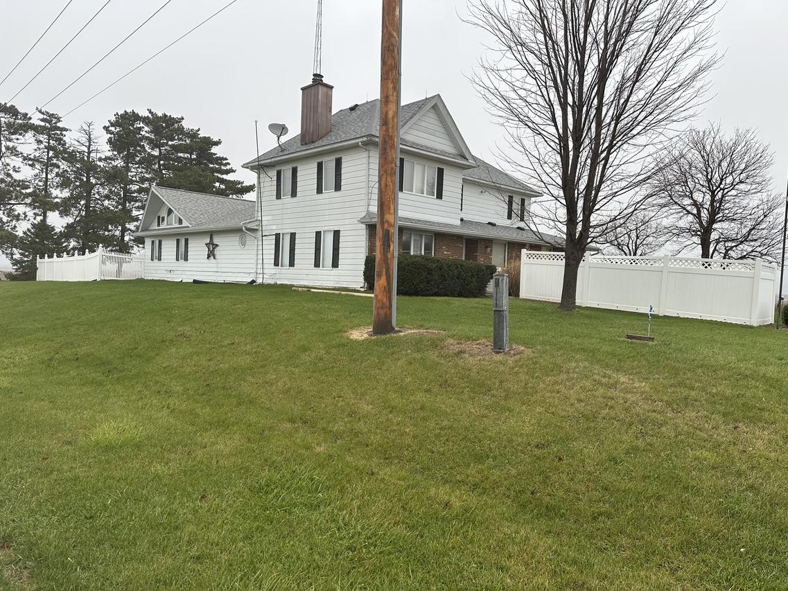 20608 Carroll Rd., Morrison, IL 61270