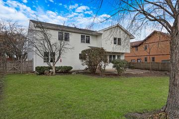 17727 W Dartmoor Dr., Grayslake, IL 60030