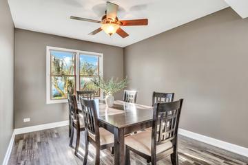 17727 W Dartmoor Dr., Grayslake, IL 60030