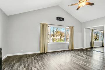 17727 W Dartmoor Dr., Grayslake, IL 60030