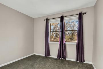 17727 W Dartmoor Dr., Grayslake, IL 60030