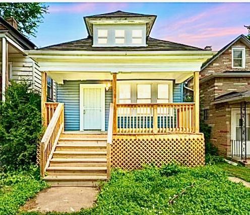 8537 S Kingston Ave., Chicago, IL 60617