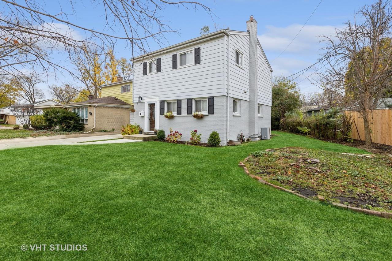 2935 Greenleaf Ave., Wilmette, IL 60091
