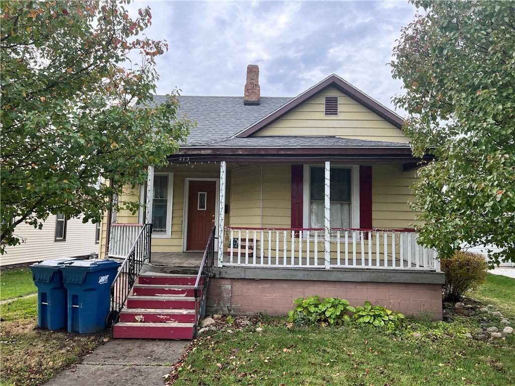 213 N 3rd St., Hoopeston, IL 60942