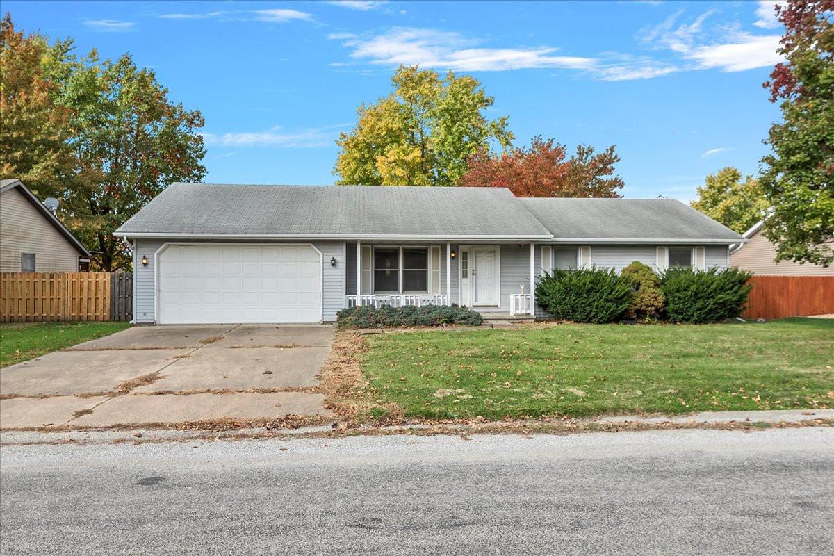108 N Violet Dr., Auburn, IL 62615