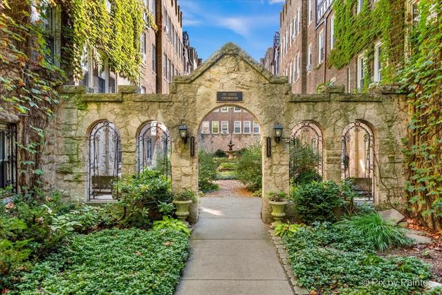2335 W Farwell Ave. #3N, Chicago, IL 60645
