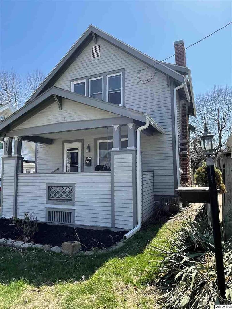 2108 Hampshire St, Quincy, IL 62301