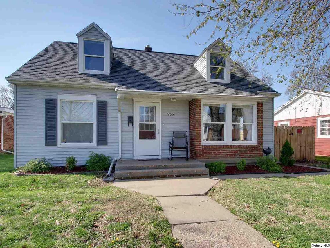2514 College Ave., Quincy, IL 62301