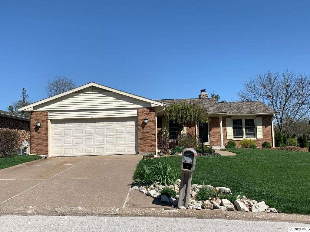 1317 Kingsley Ct, Quincy, IL 62301